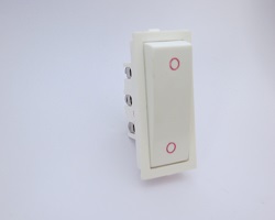 M-Platinum 16A 2 Way Switch