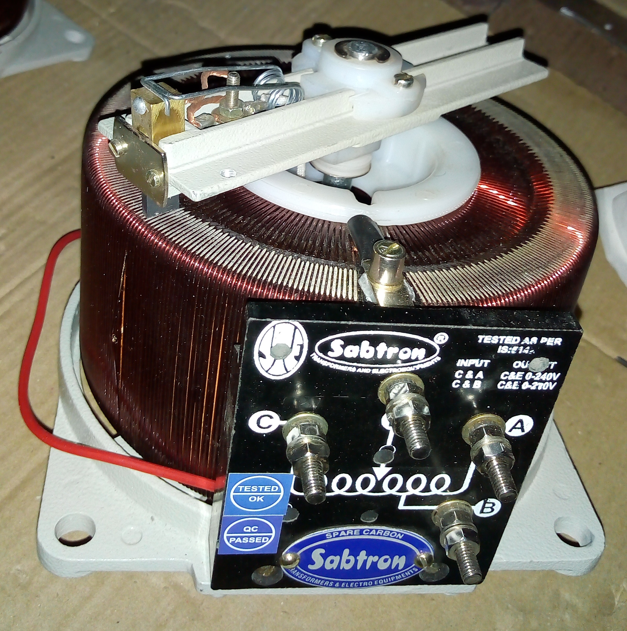 20 AMPS SINGLE PHASE VARIABLE TRANSFORMER OPEN TYPE