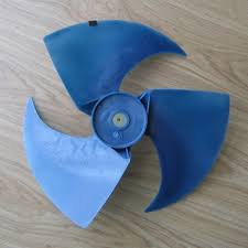 Ac fan blade