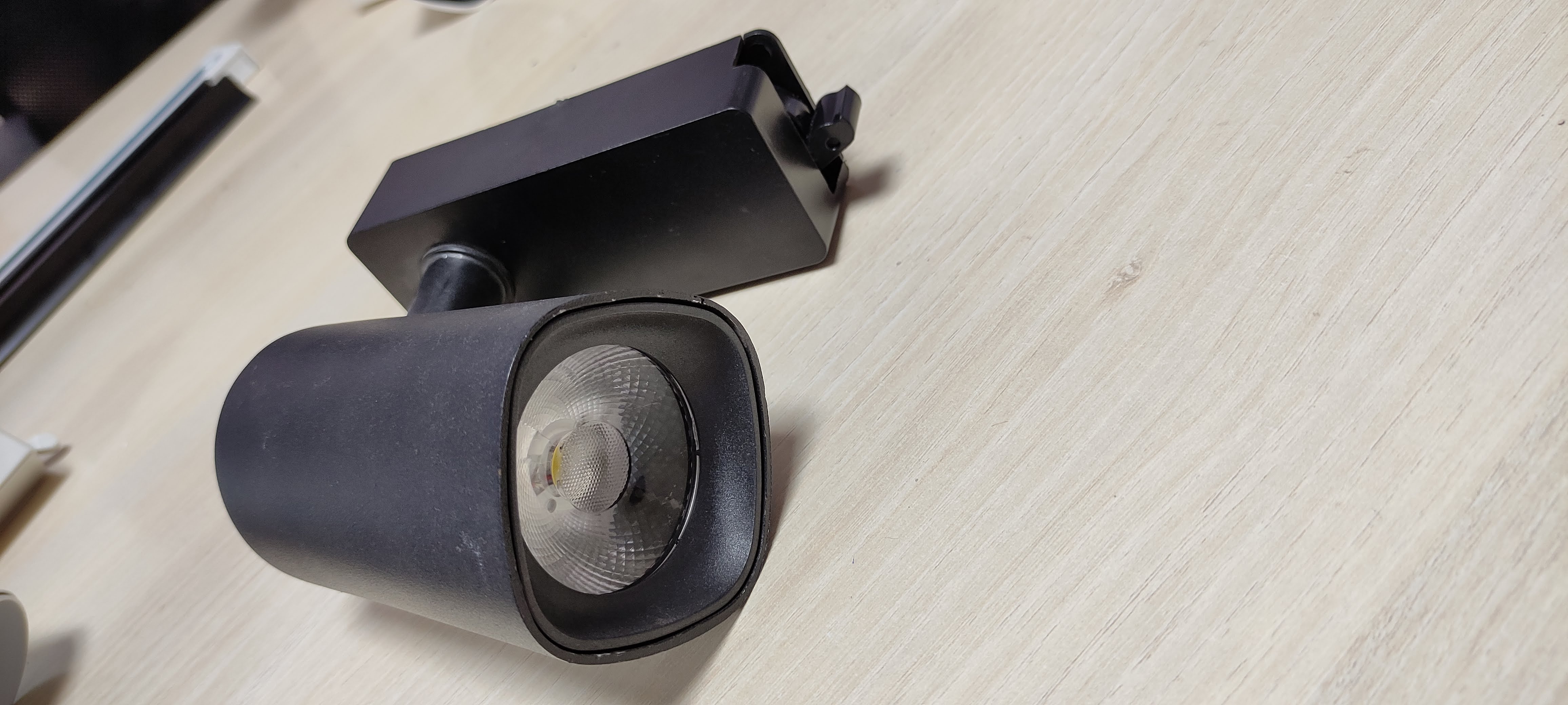 LED Track light - 10W 