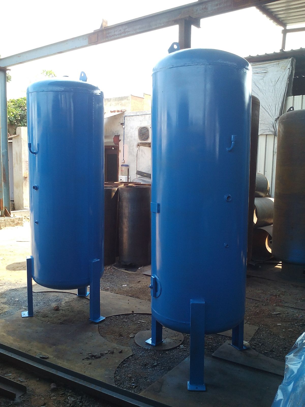 AIR RECEIVER TANKS