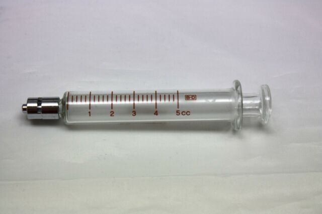 Glass Syringe Metal Luer Lock 5 ml Equipment Glass Syringe 5 ml