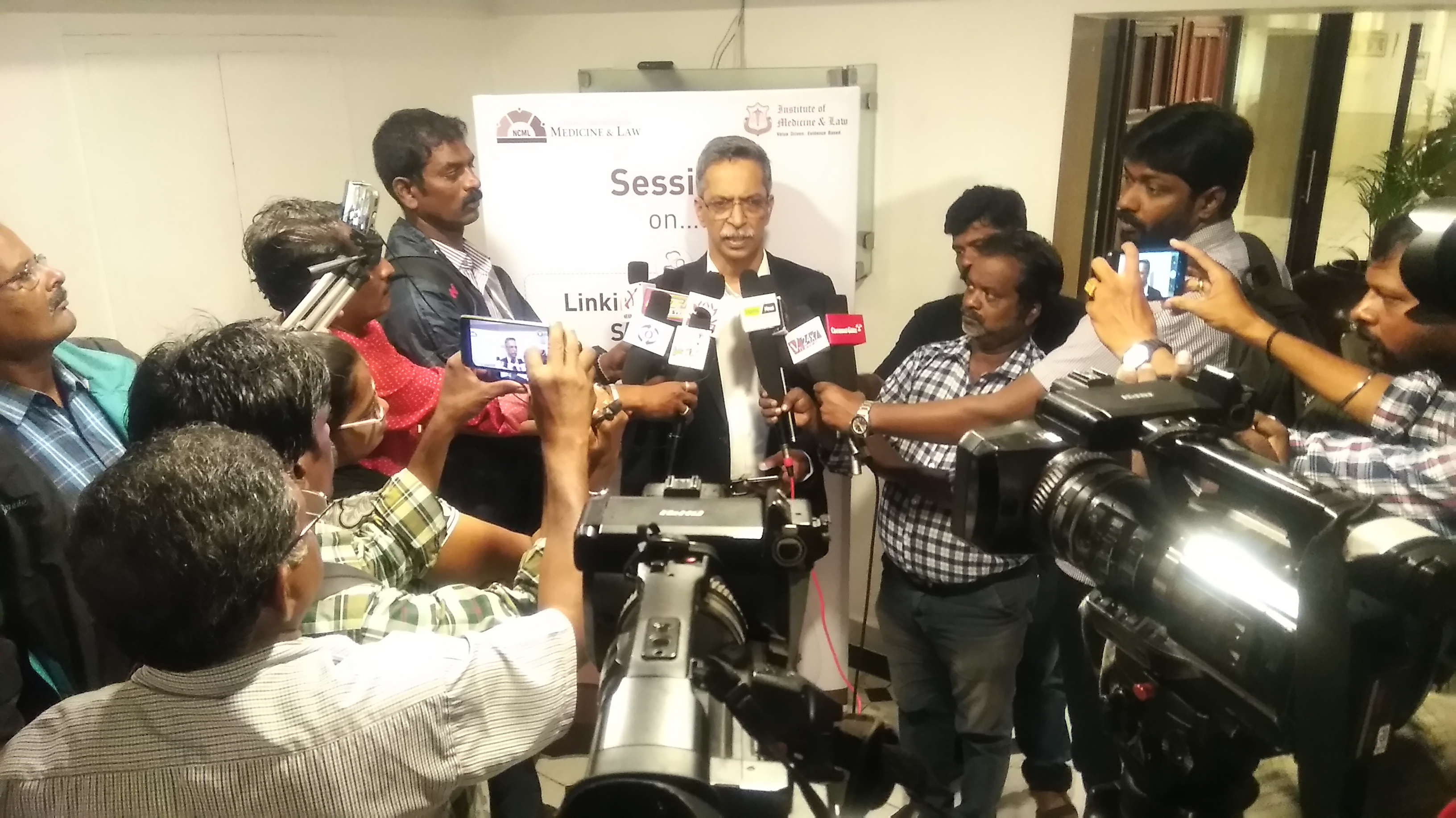 Press Conference Organizer