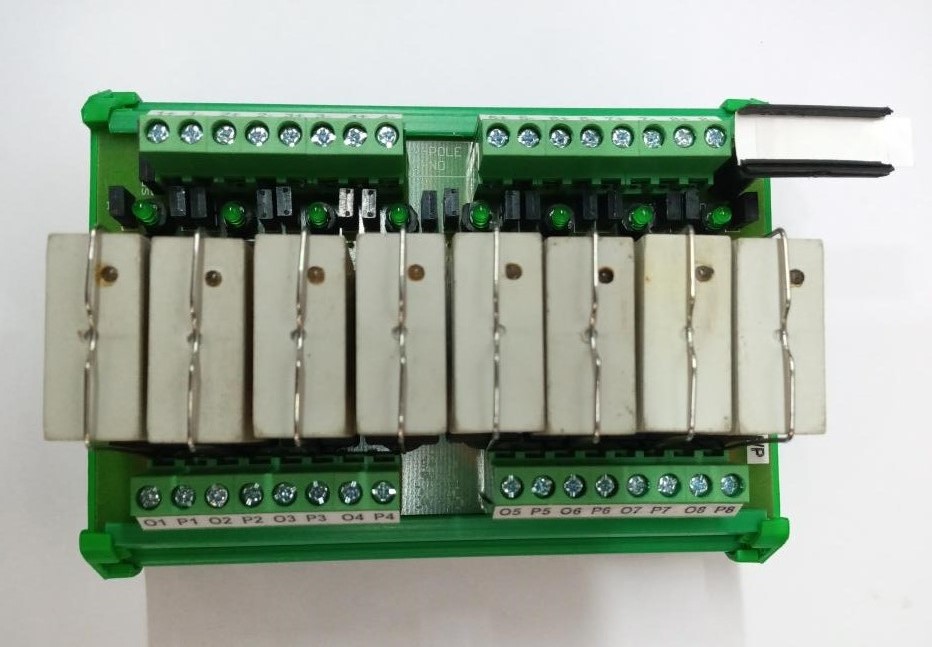 Solid State Relay Board 24 Volt DC 8 Channel 1NO ( DC to AC )