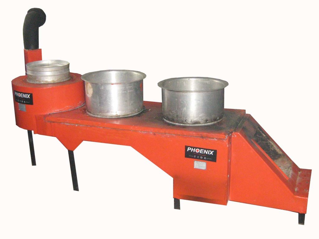 Biomass Based Three Pan Stove 