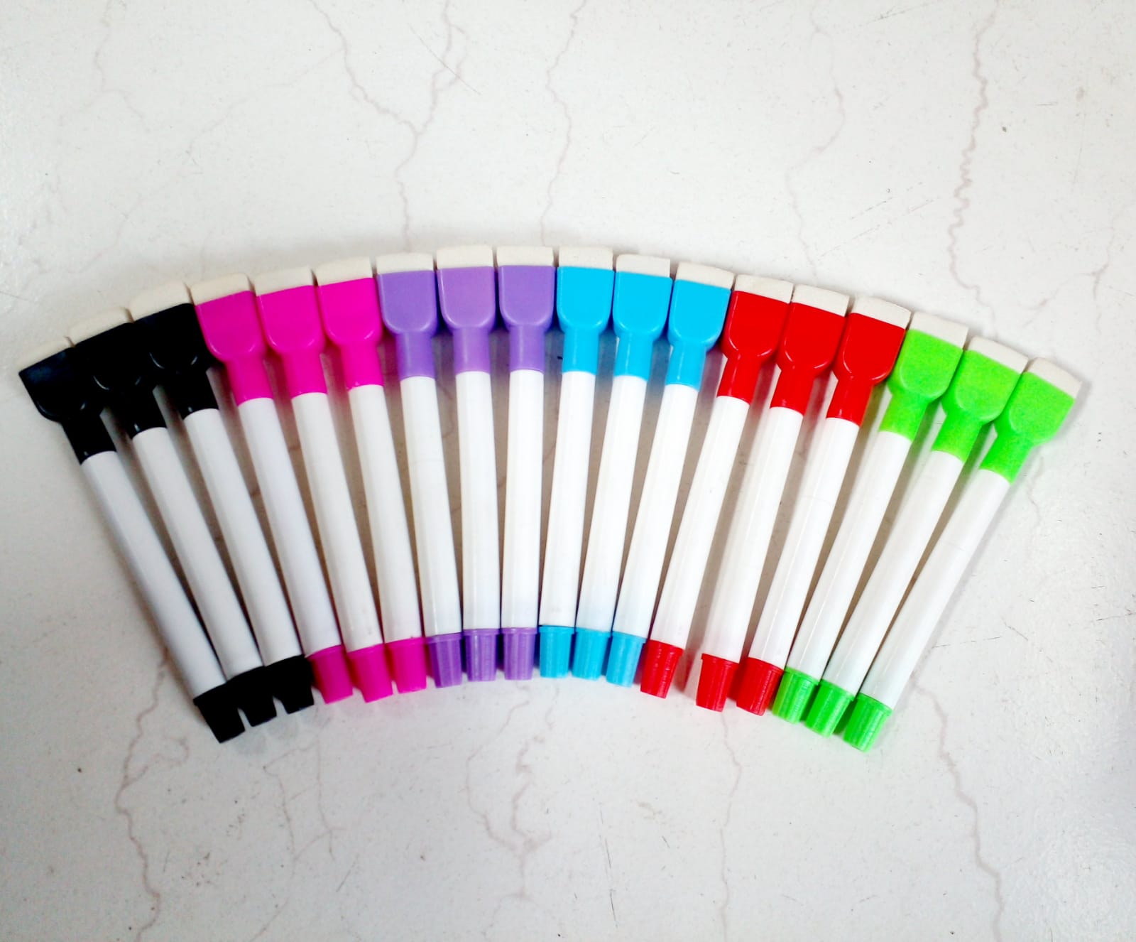 white board marker pen with duster 