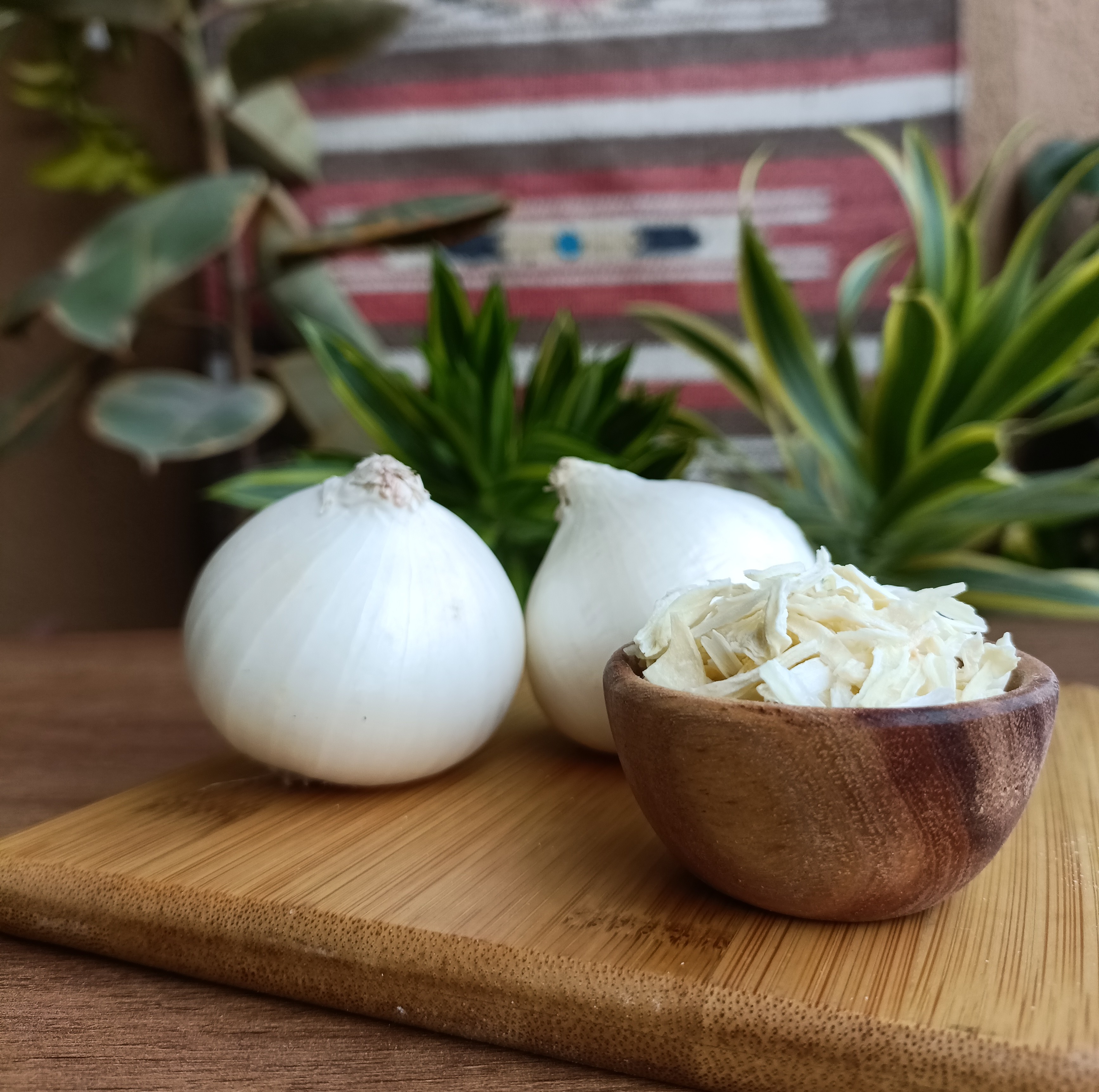 Dehydrated White Onion Flakes