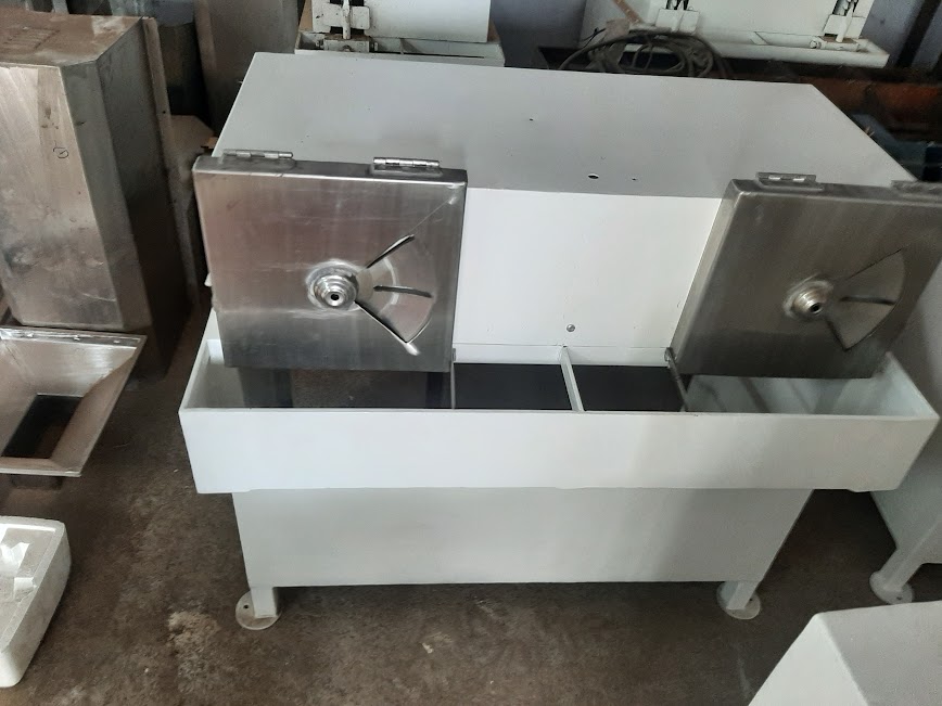Mariya Coconut Peeling Machine -Double Head 