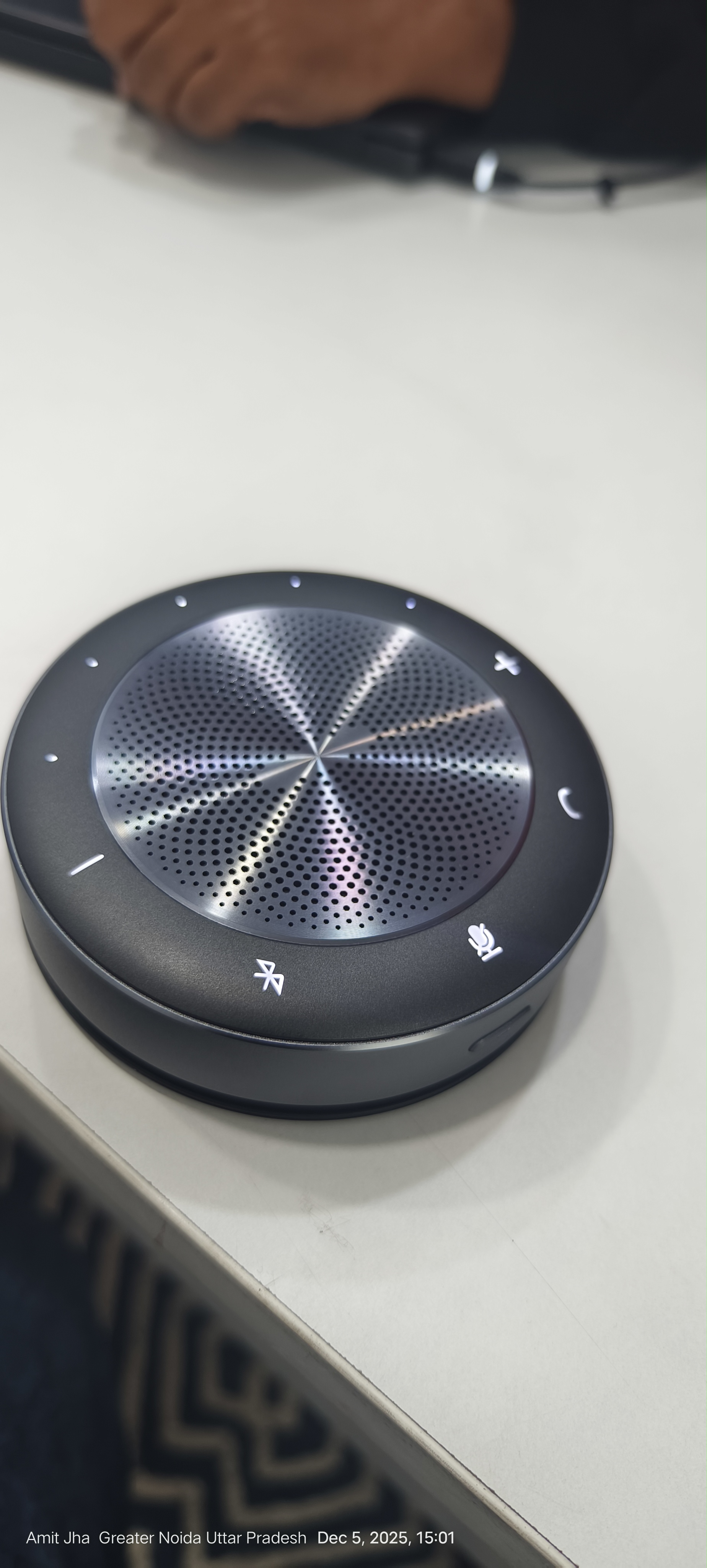 XTROWS Conference Room Speakerphone (USB/Bluetooth Smart Audio Conferencing System)
