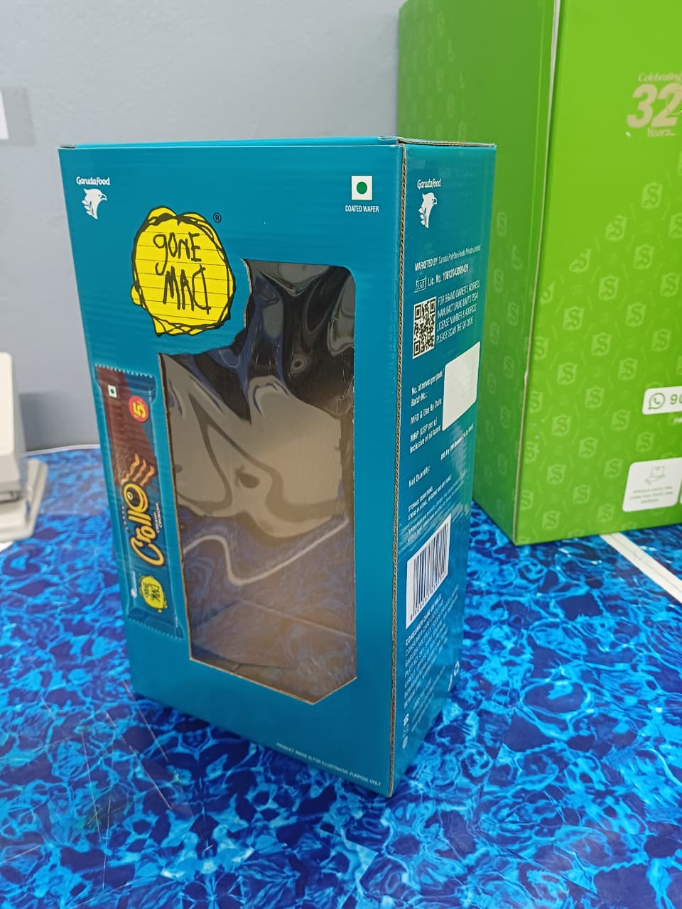 Eflute box with window pasting 