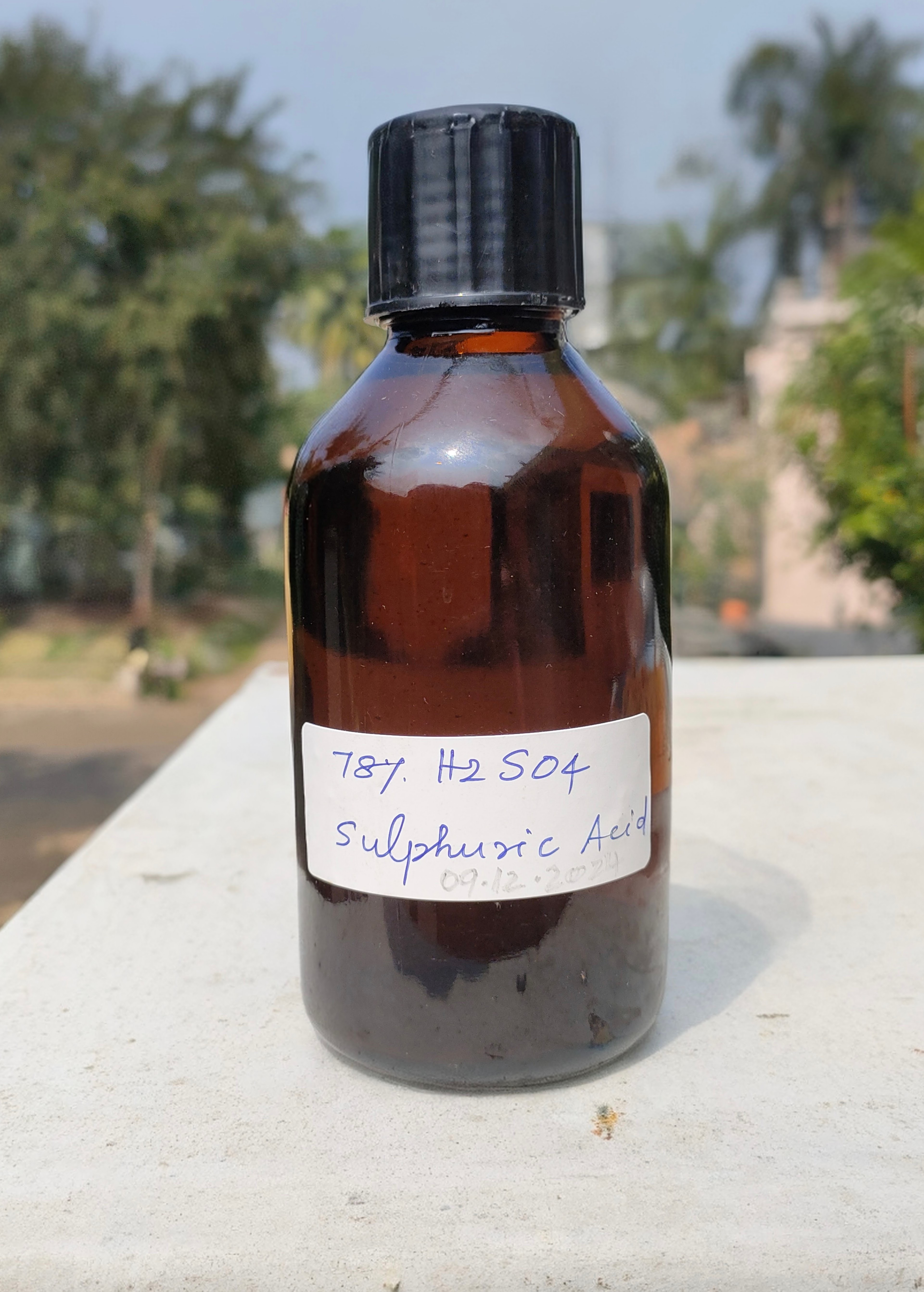 DILUTED SULPHURIC ACID 80 %