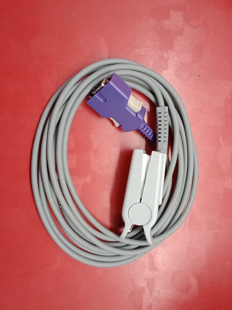 Adult Finger Clip SpO2 Sensor – BCI Compatible (Reusable Type)