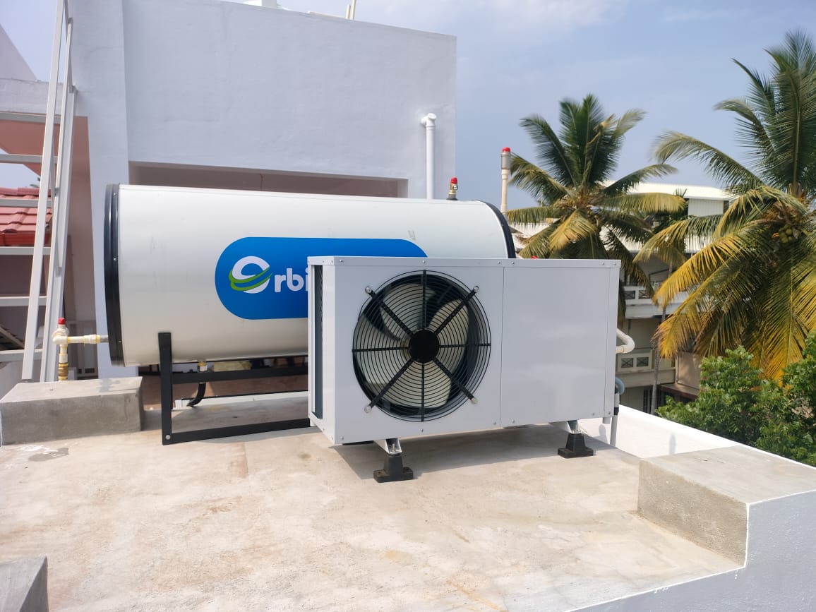 Heat pump 220 /220 LPH(A heat pump is an energy-efficient device that generates heat from air 24/7)