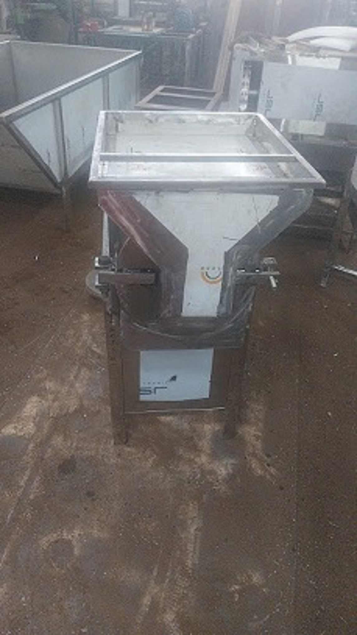 Mariya Coconut Pulverizer Machine 2 hp, Full SS 50 kg/hr