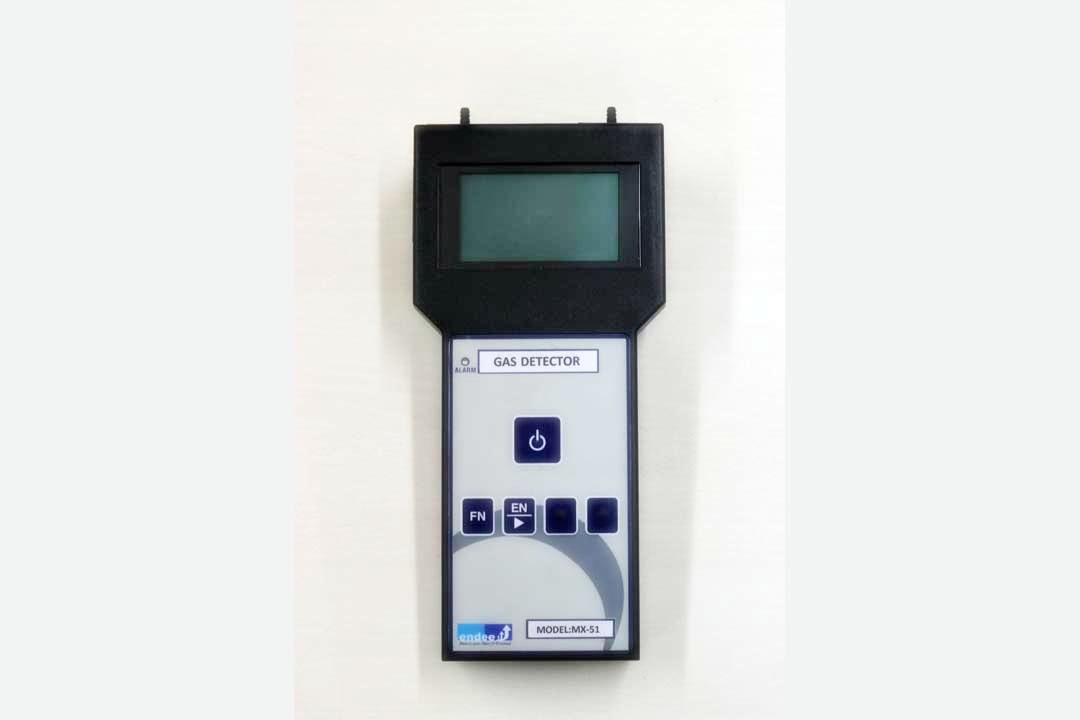 Portable multi gas monitor